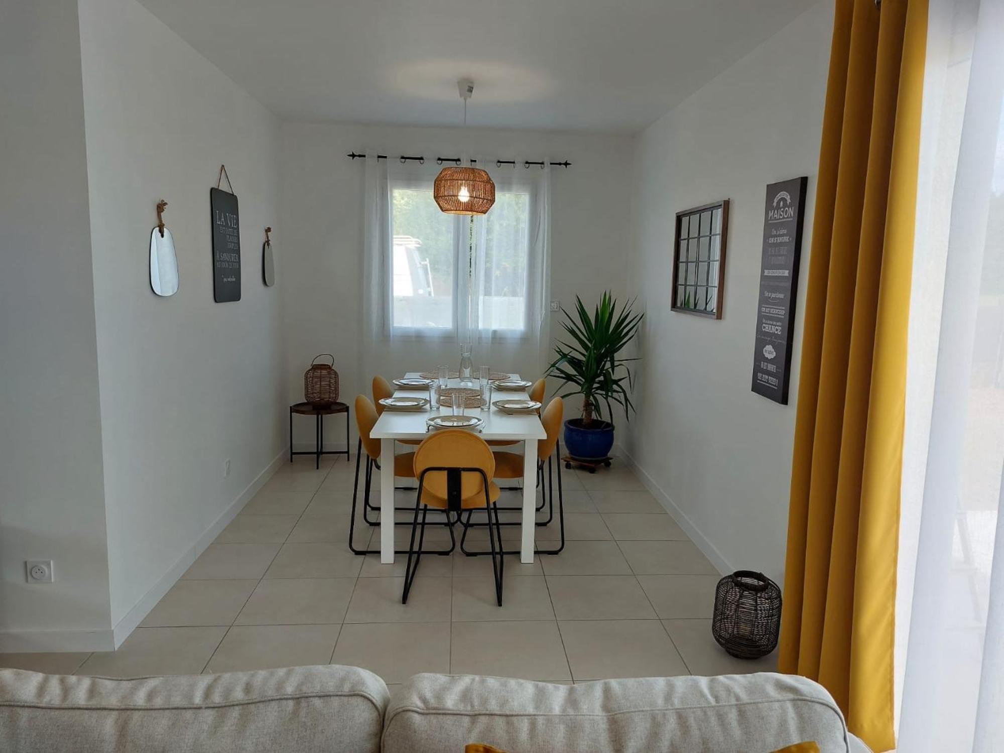 Maison Neuve A Bessens Esterno foto